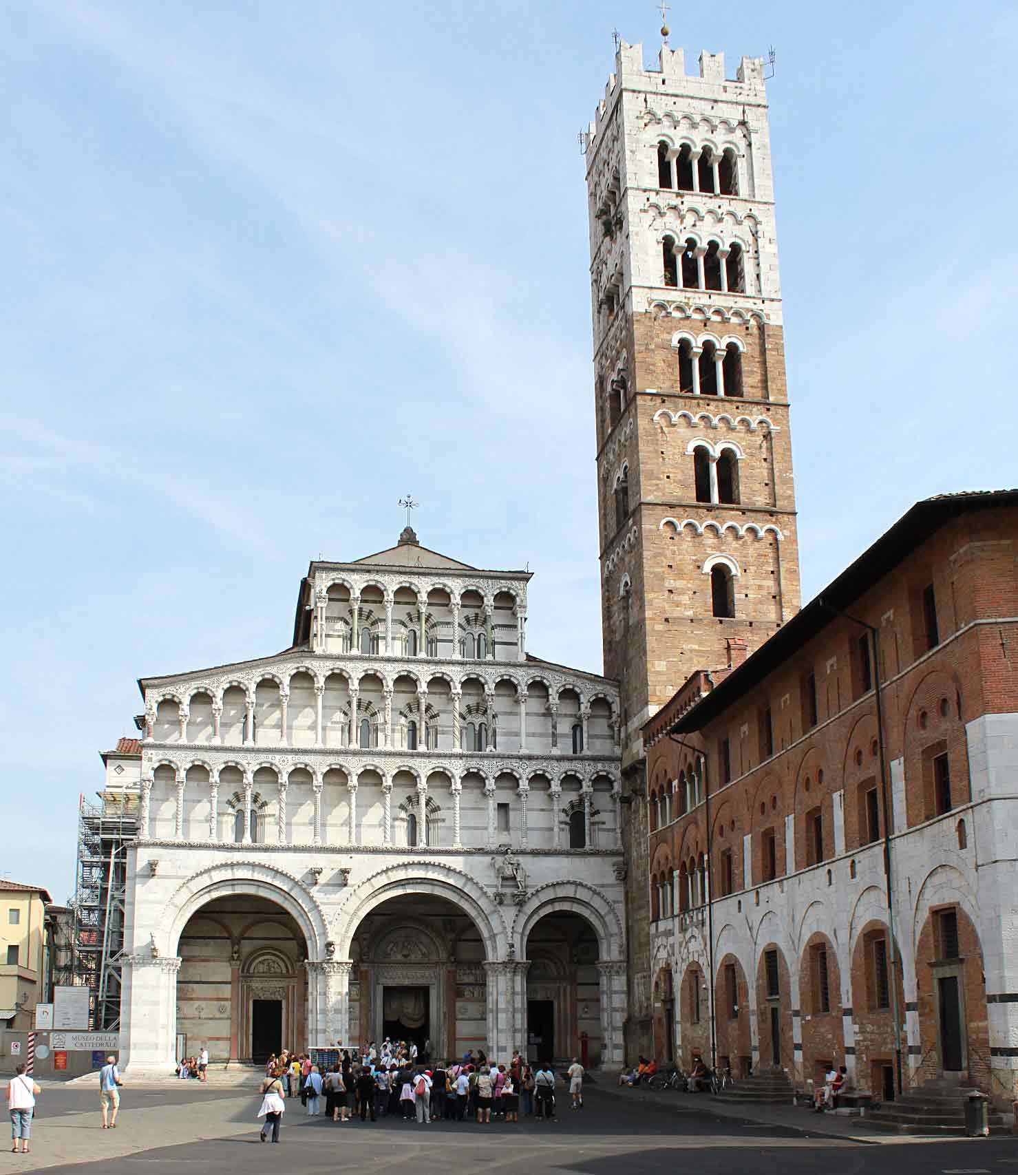 Visit Lucca,Tuscany: What To See And Do In Lucca,Tuscany