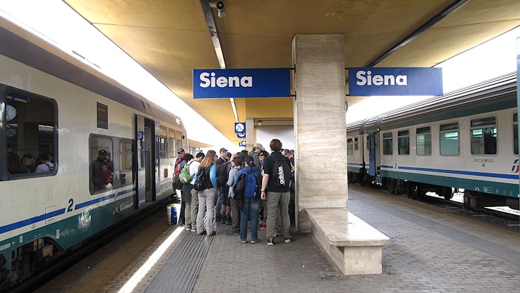 Siena Without A Car How To Reach Siena By Bus Or Train From Florence Pisa And Rome